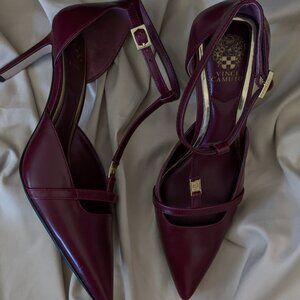 Vince Camuto Branor pump Leather Chianti Size 6.5 Gold Details/Buckle